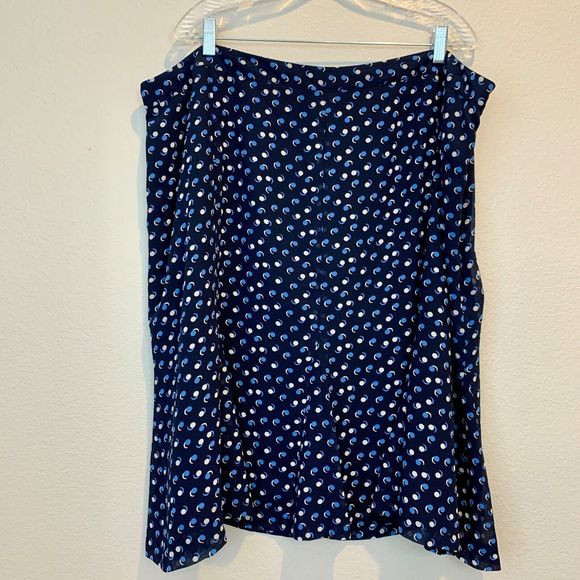 Talbots Dresses & Skirts - Talbots Woman Fit & Flare Skirt Lined Navy with Blue & White Circles Size 22W